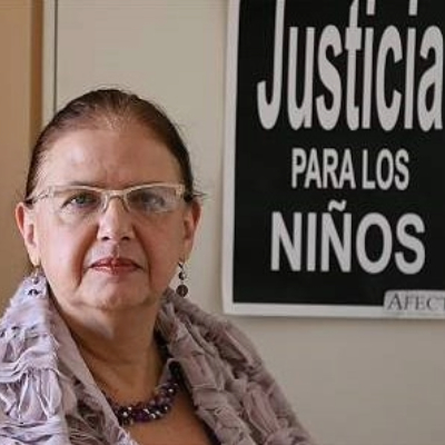 Dra. Isabel Cuadros Ferré